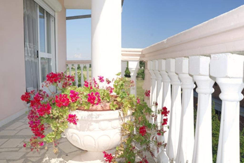 Di Vincenzo Inn อุลซิน ภายนอก รูปภาพ